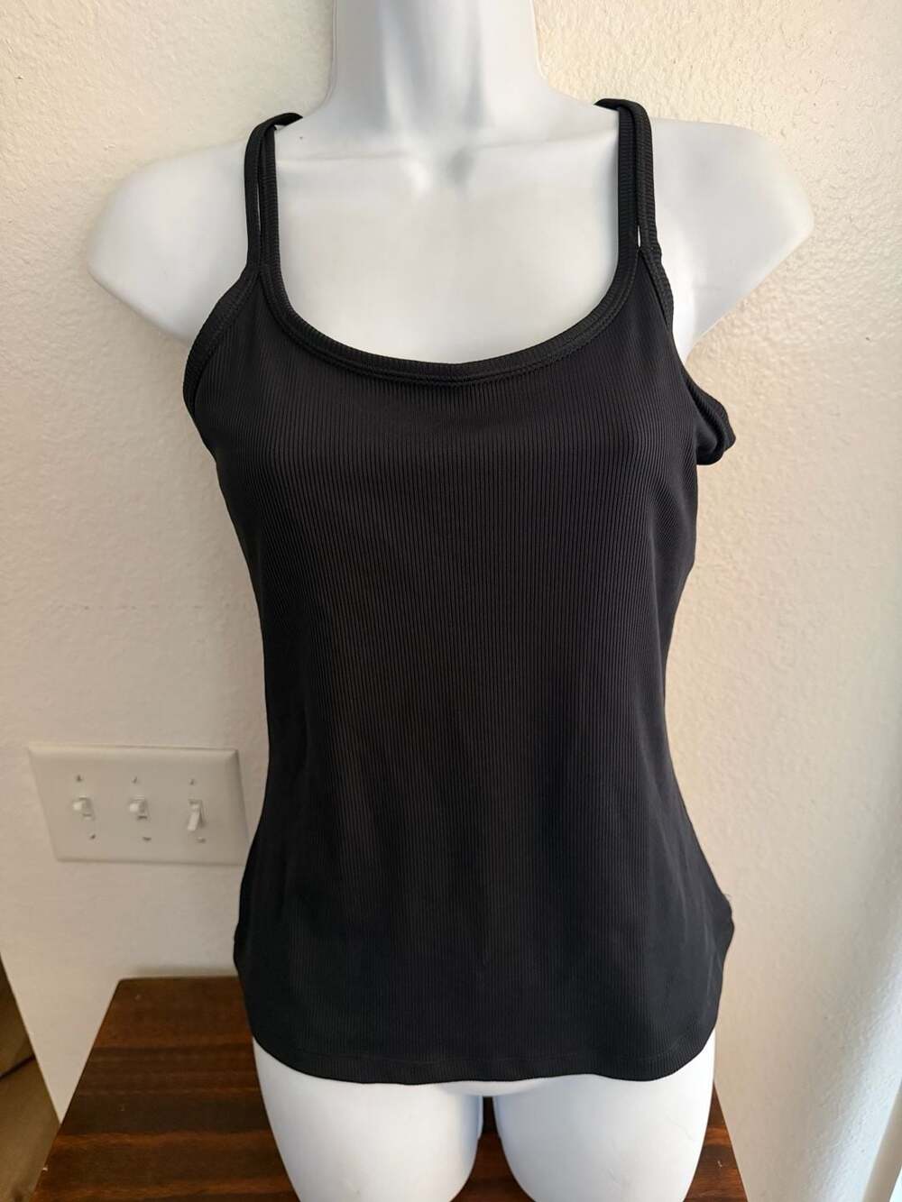 all in motion Ribbed Tank Top Size S Black Built-In Bra
